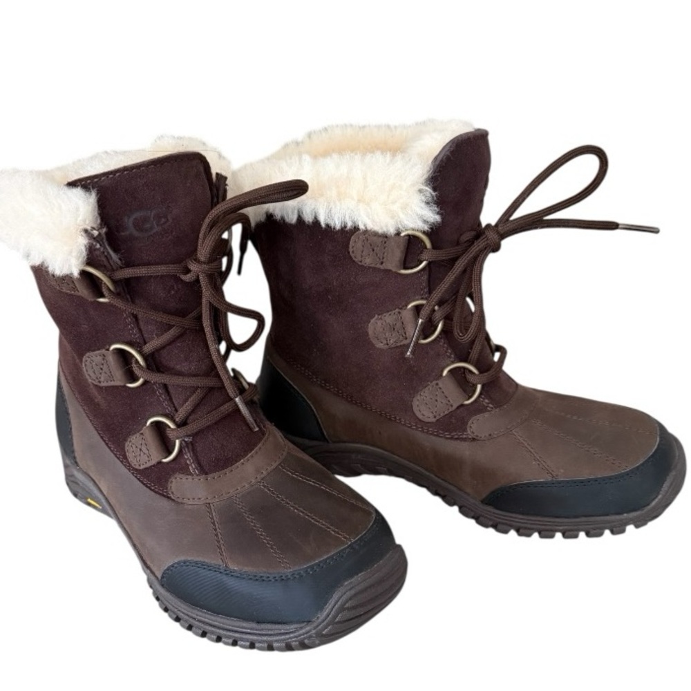 Women’s UGG Ostrander waterproof furry boot bootie Vibram sole 7 brown NEW
